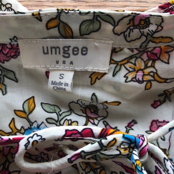 Beautiful Umgee boho top, long bell sleeve size S - Picture 4 of 6